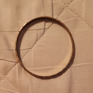 Minimalist Gold Bangle Bracelet